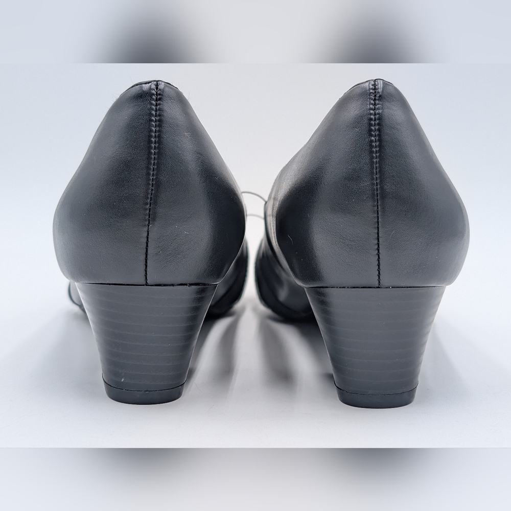 NWT Andrew Geller Olena 8.5W Block Heel Black Criss-Cross Vamp Cushioned Sole - Picture 14 of 17